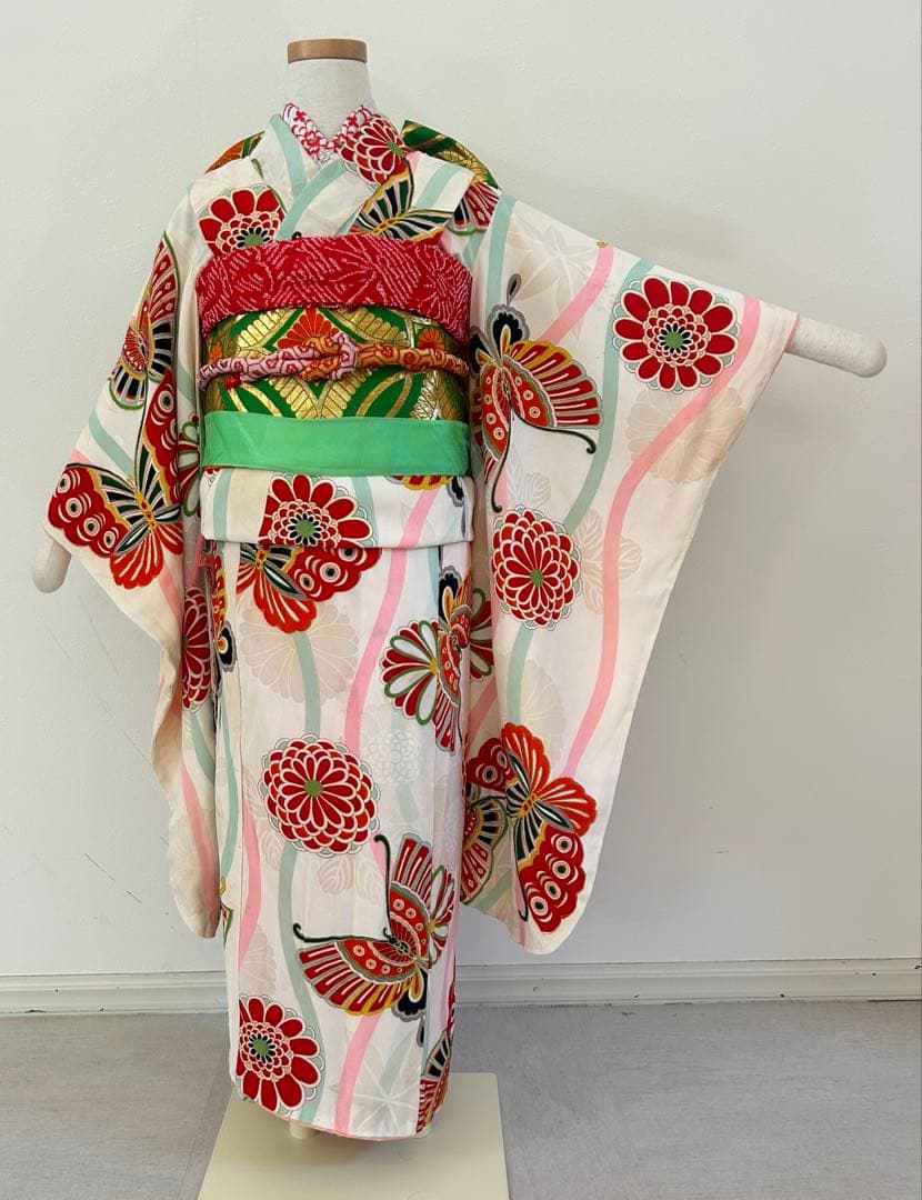 7歳　七五三　アンティーク着物、帯(西陣織)、帯揚げ、帯締め　しごきのセット