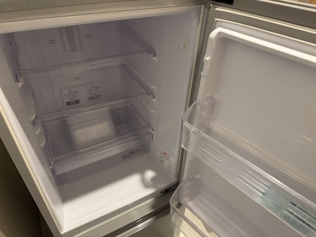 【送料込み】三菱電機　冷蔵庫　MITSUBISHI MR-P15A-S