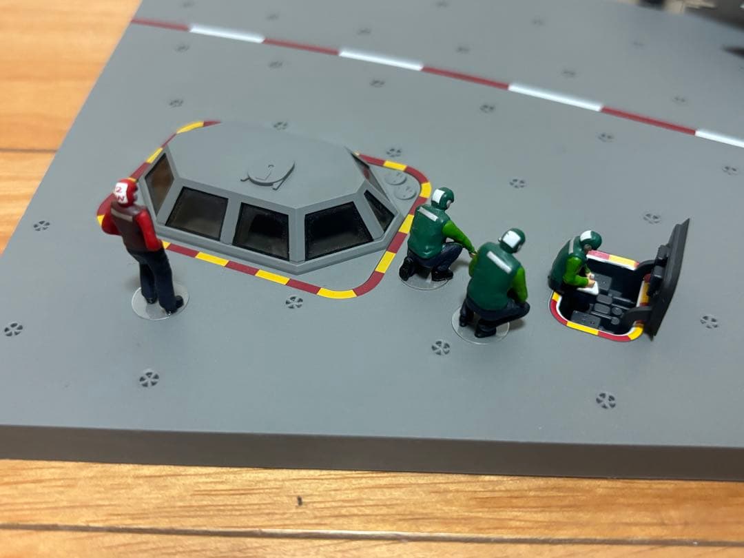 TSM MODEL 1/72 アメリカ海軍 空母デッキベースⅠ 塗装済完成品