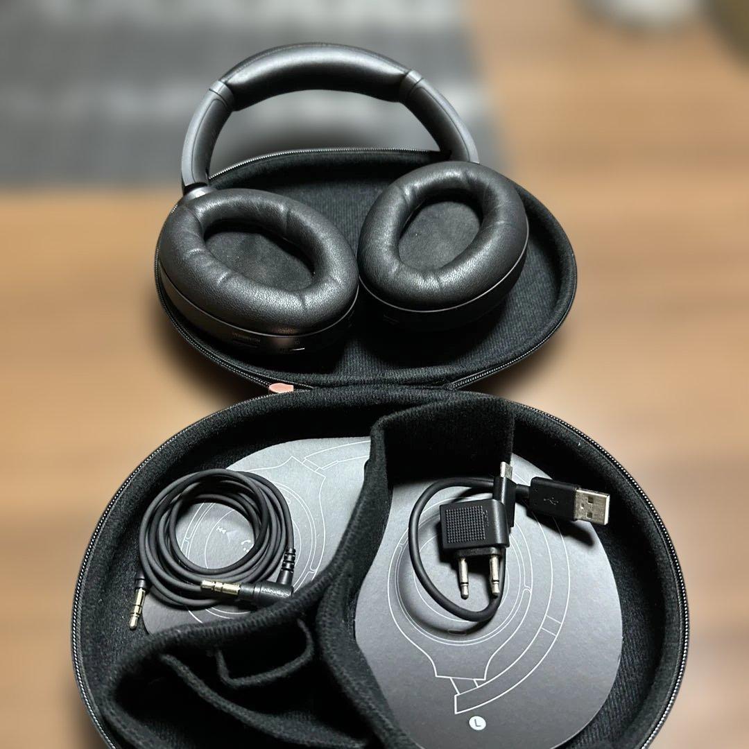 【美品】WH-1000XM3ノイズキャンセリングヘッドホン