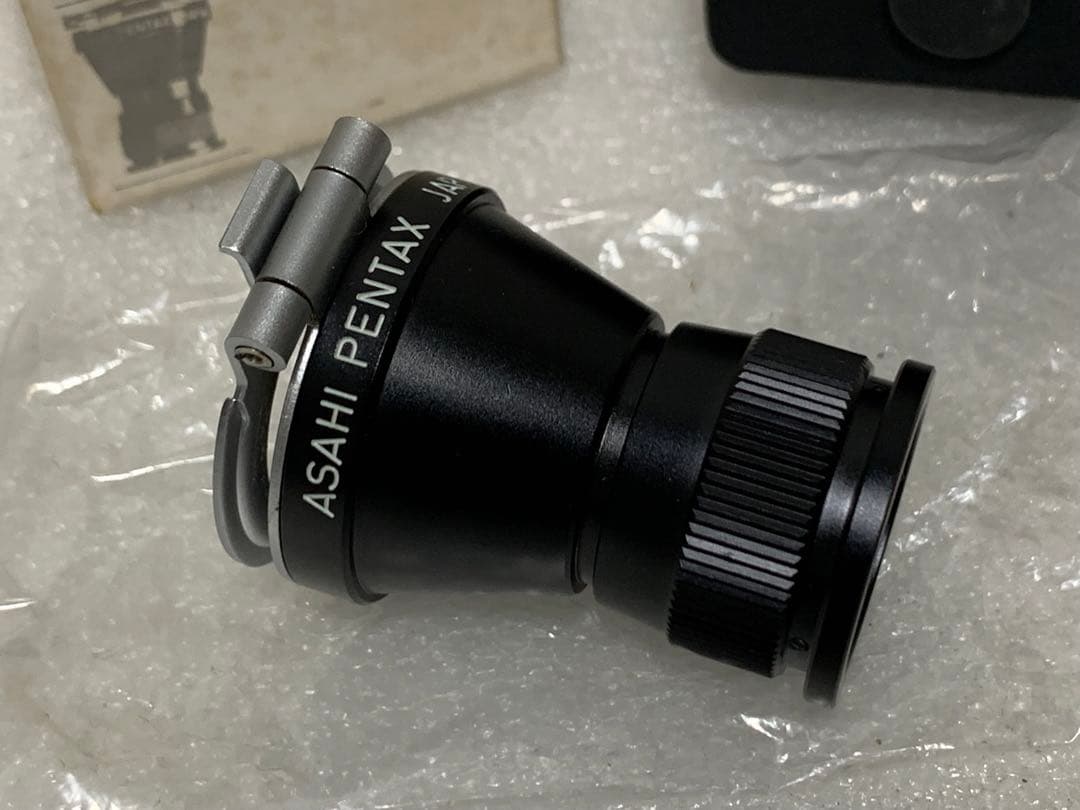 PENTAX 67 マグニファイヤー　ケース付き