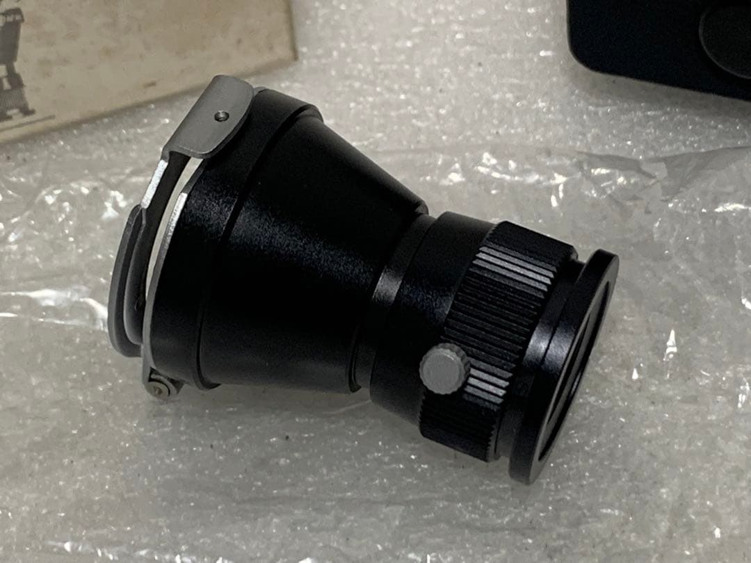 PENTAX 67 マグニファイヤー　ケース付き