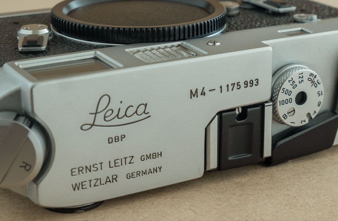 Leica M4 / ライカ M4　#117万台ボディ　ケースストラップ付