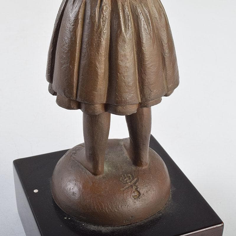 加藤豊作　ブロンズ　少女像　「花束」　台付　共箱　M　R9183