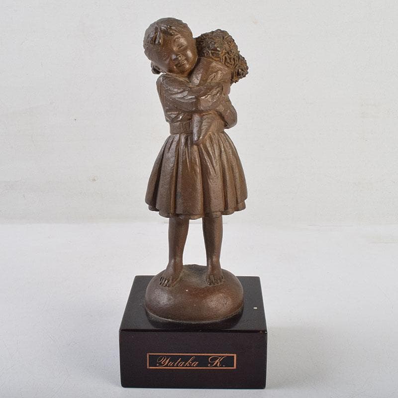 加藤豊作　ブロンズ　少女像　「花束」　台付　共箱　M　R9183