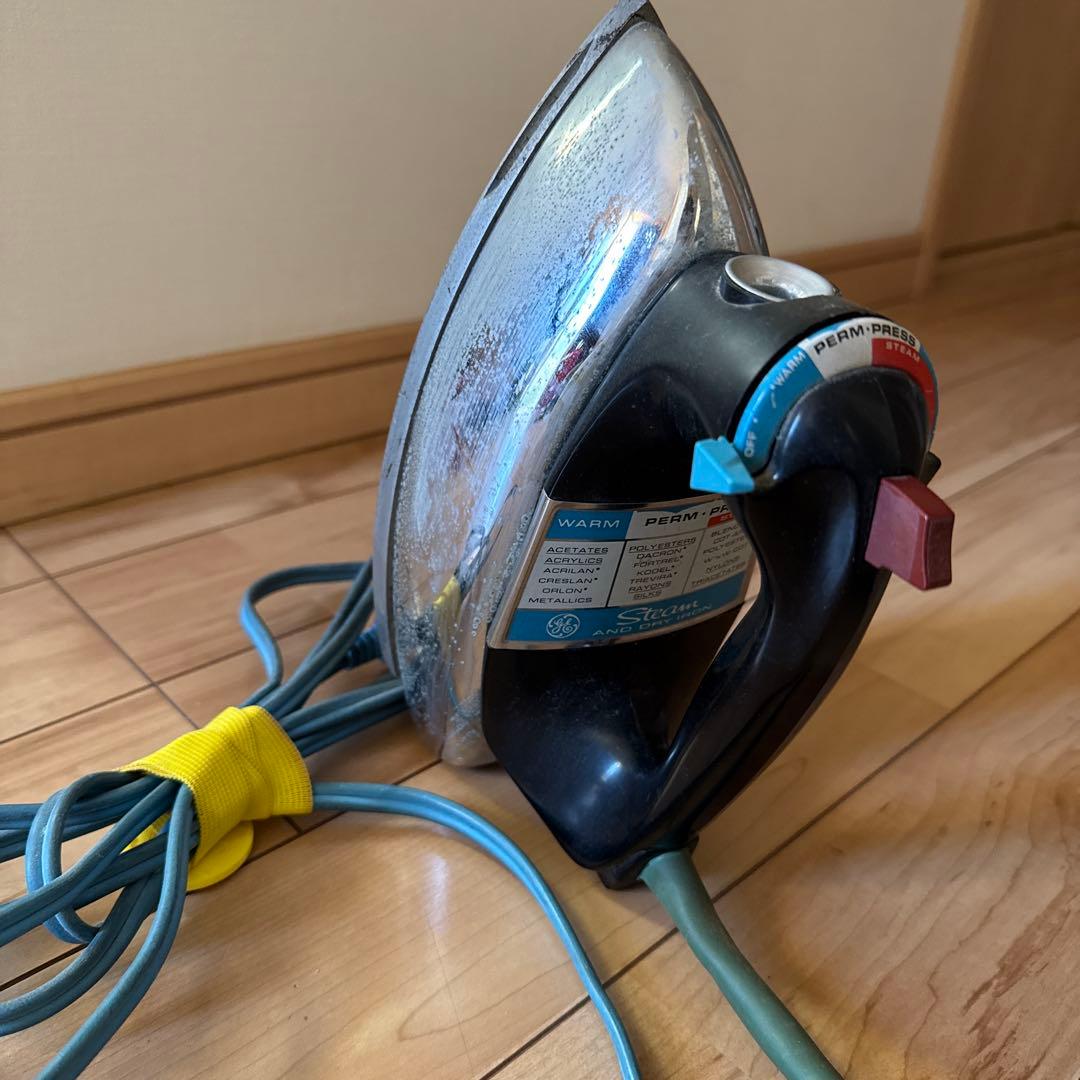 衣類ケア家電 GE Steam and Dry Iron