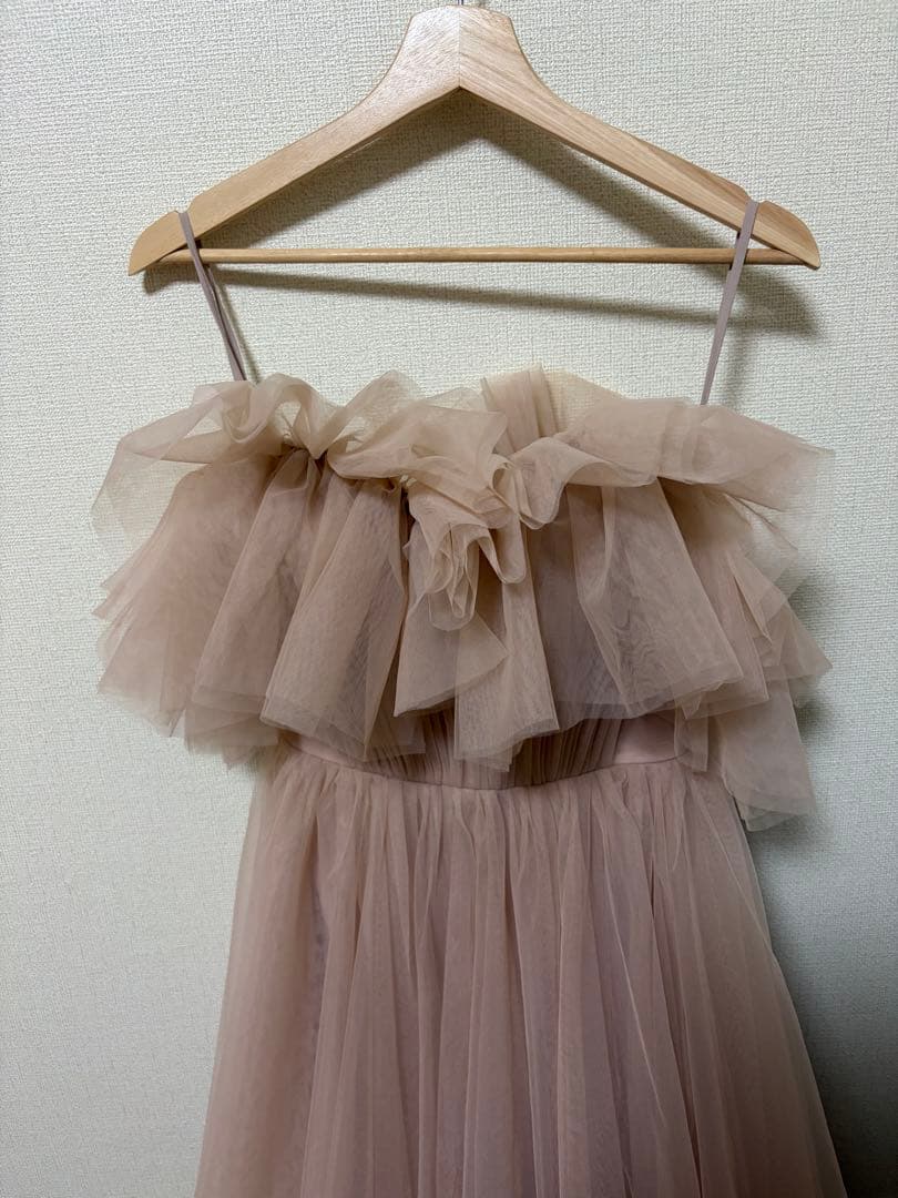 「ペグミ」ドレスプロダクション　 フリル オフショルダー チュールドレス