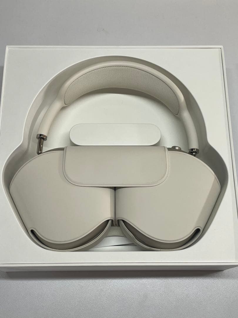 Apple AirPods Max スターライト