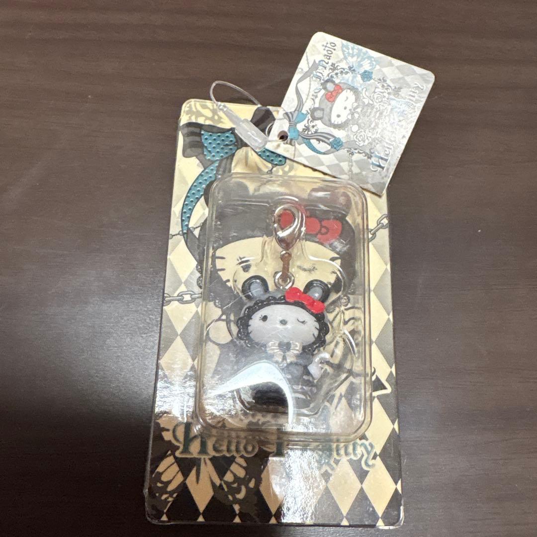 h.NAOTO ハローキティ　ファスナーマスコット