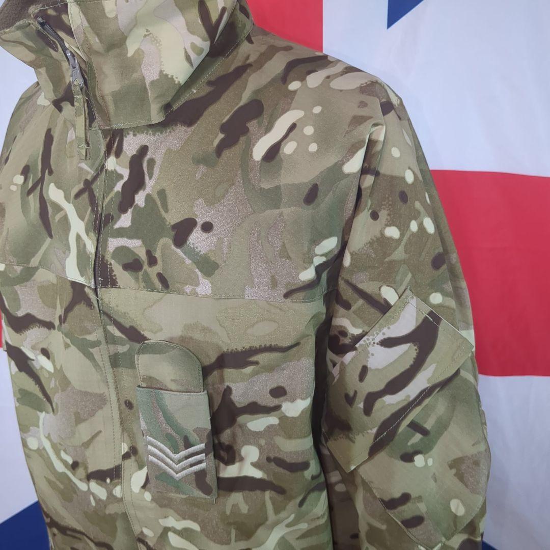 イギリス軍GORTEX防水ジャケット【実物新品】階級章付き