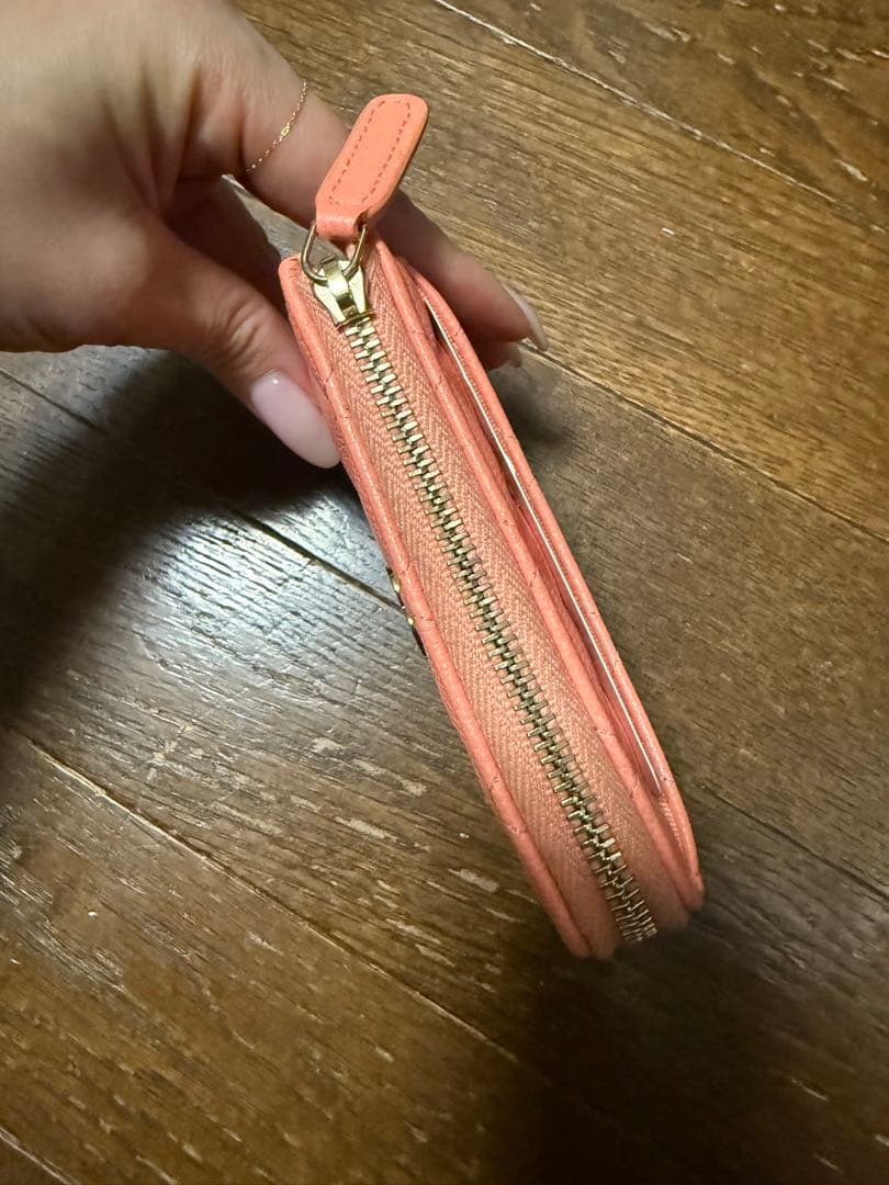 CHANEL フラグメントケース2025SSカラー