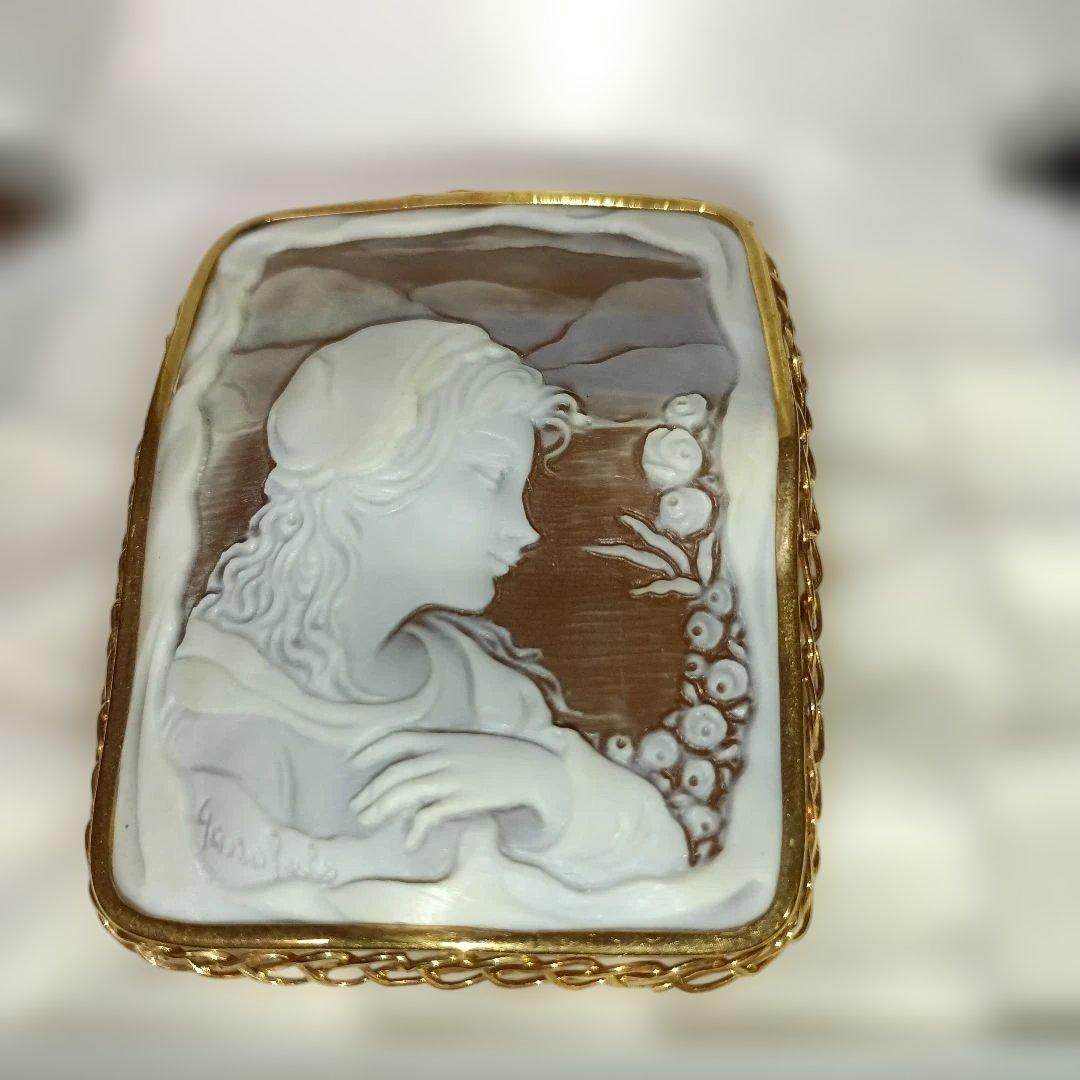 K18 カメオ ブローチ 作家ガロファロ　女性の横顔と花