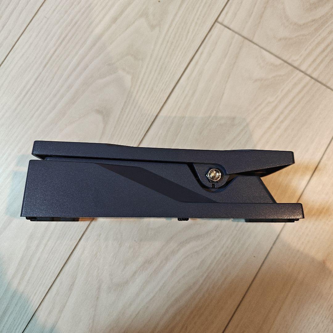 BOSS EV-30 デュアルエクスプレッションペダル