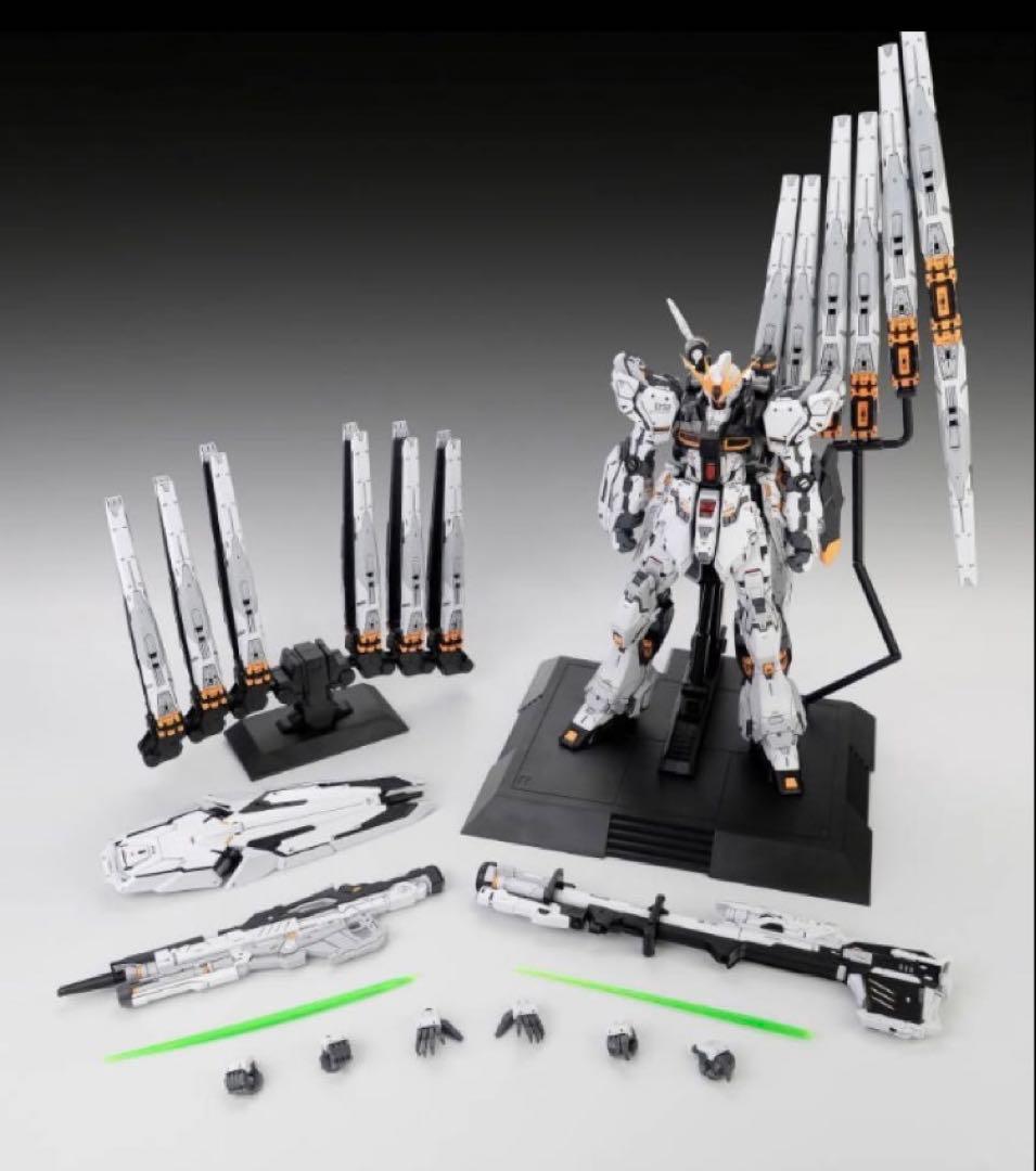 1/100 Fortune Cow νガンダム似　組立式プラモデル