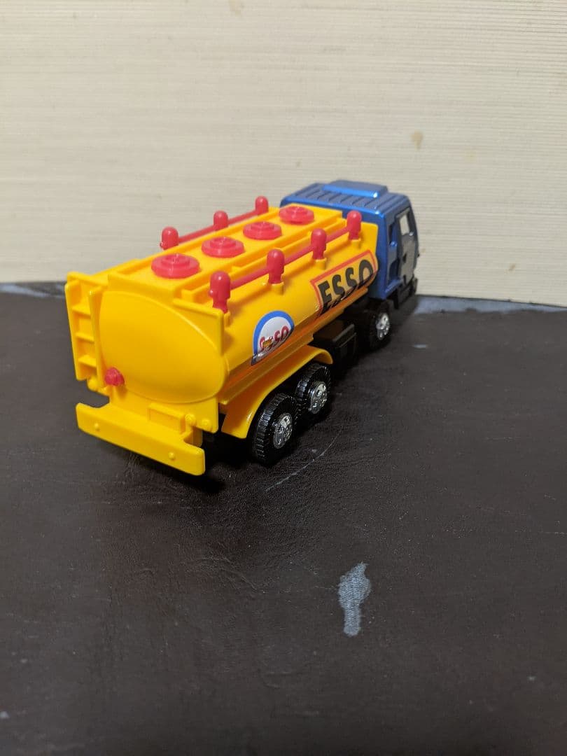 ヨネザワ　ダイヤペット　いすゞタンクローリー