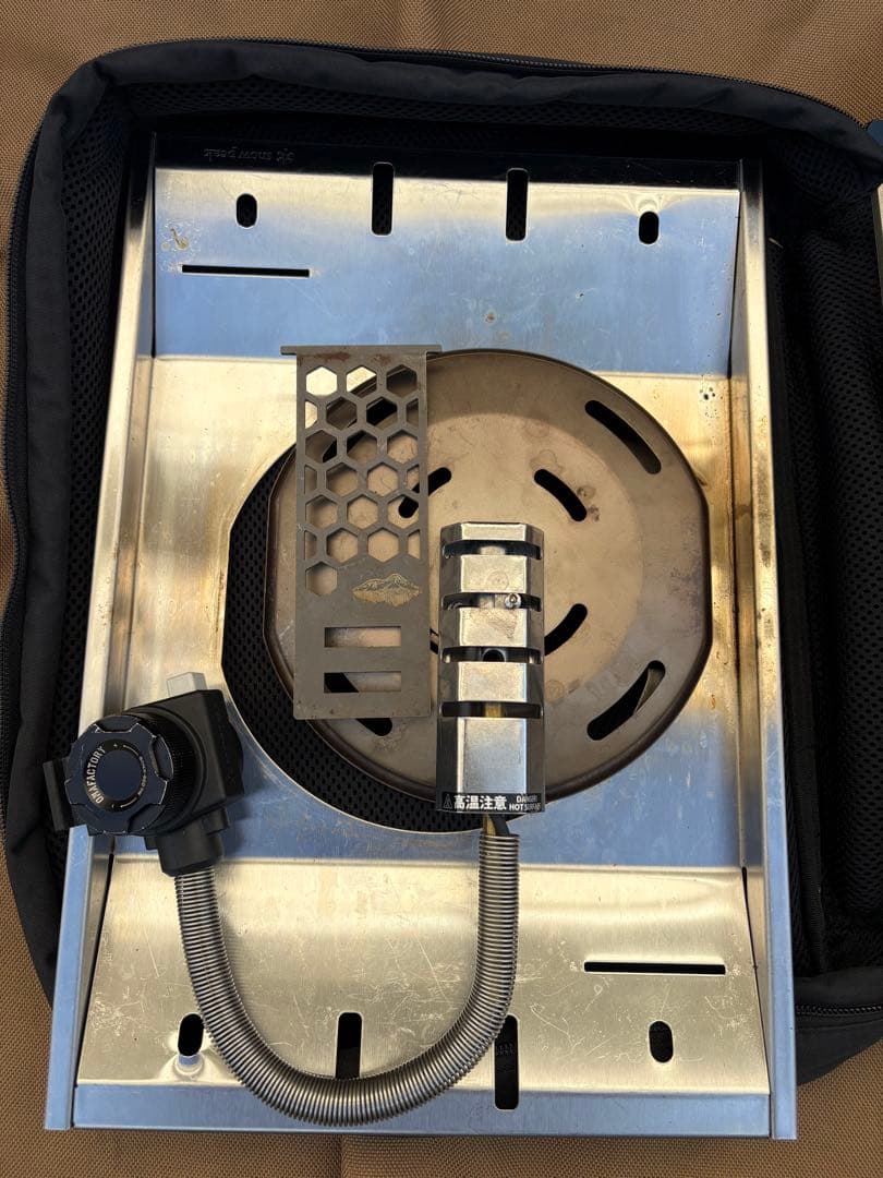 フラットバーナー　ウォンキーキャンプ五徳　専用ケースセット