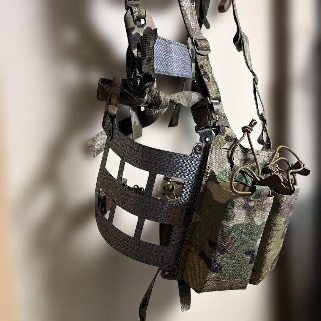 迷彩 チェストリグ 3ポケット