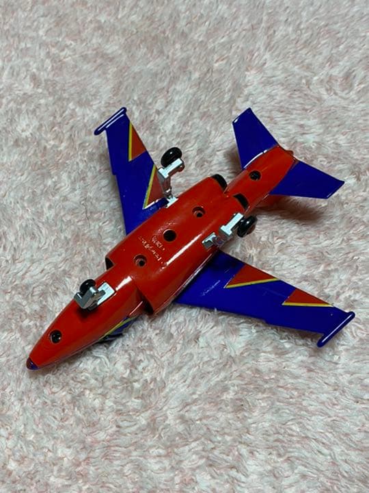 カーズ　ミニカー　ファルコンホーク　メーター　宇宙　3体セット　マテル　？