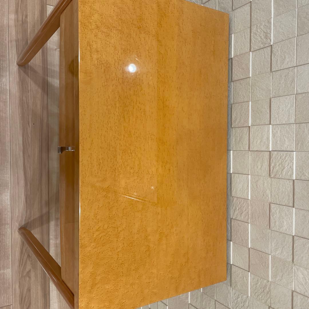 【IDC大塚家具】バーズアイ メープル スプレンダー コンソールテーブル