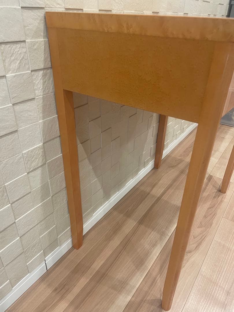 【IDC大塚家具】バーズアイ メープル スプレンダー コンソールテーブル