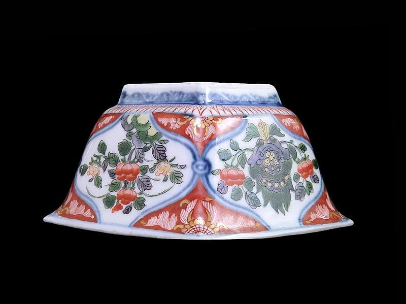 大聖寺伊万里　金襴手　牡丹に岩　獅子に牡丹の図　四方角向付　B335AS-CVg