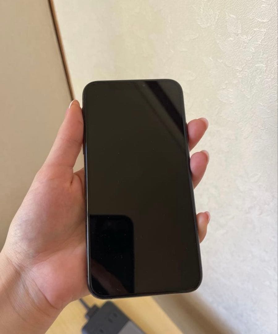 iPhone XS 64GB スペースグレイ（SIMフリー）