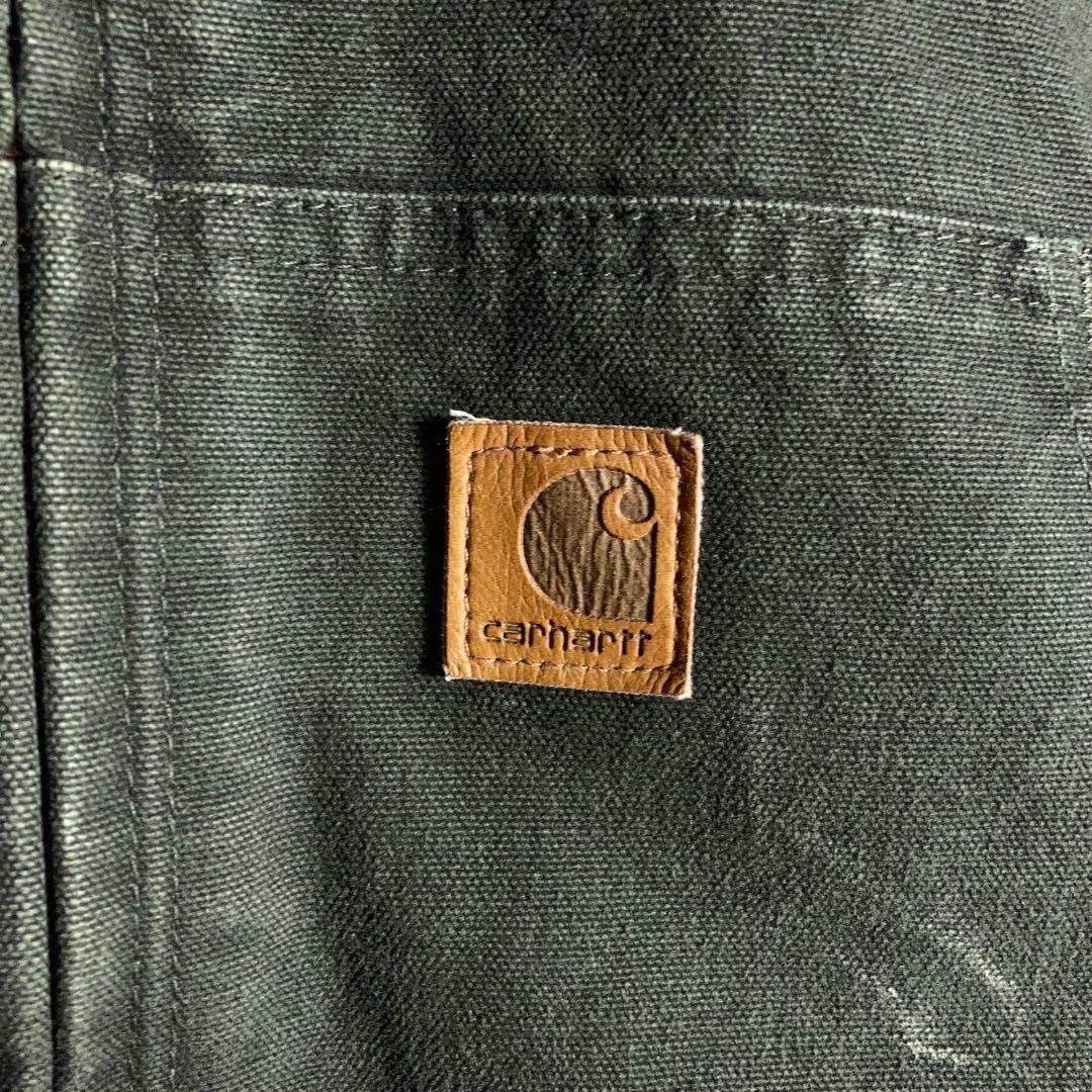 【人気カラー】Carhartt アクティブジャケット 革ロゴ モスグリーン.