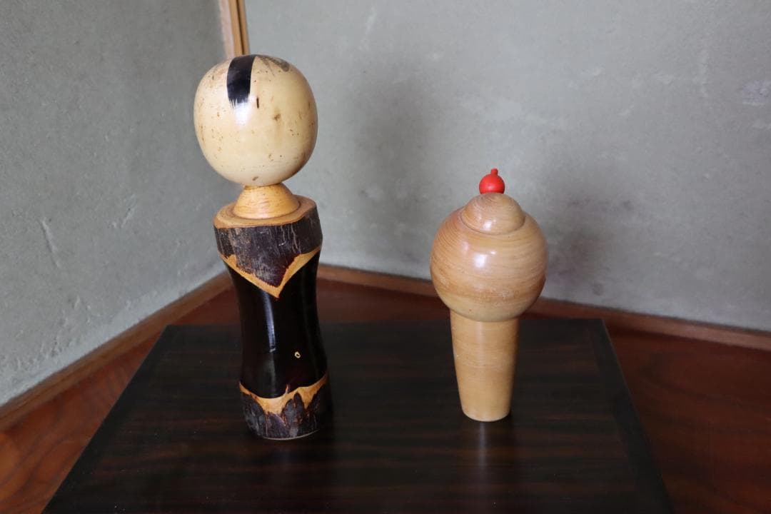 手描きの創作木製こけしセット