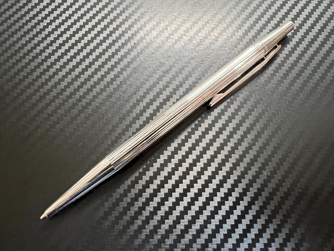 未使用に近い モンブラン 0.5mm ノブレス シルバー ペンシル