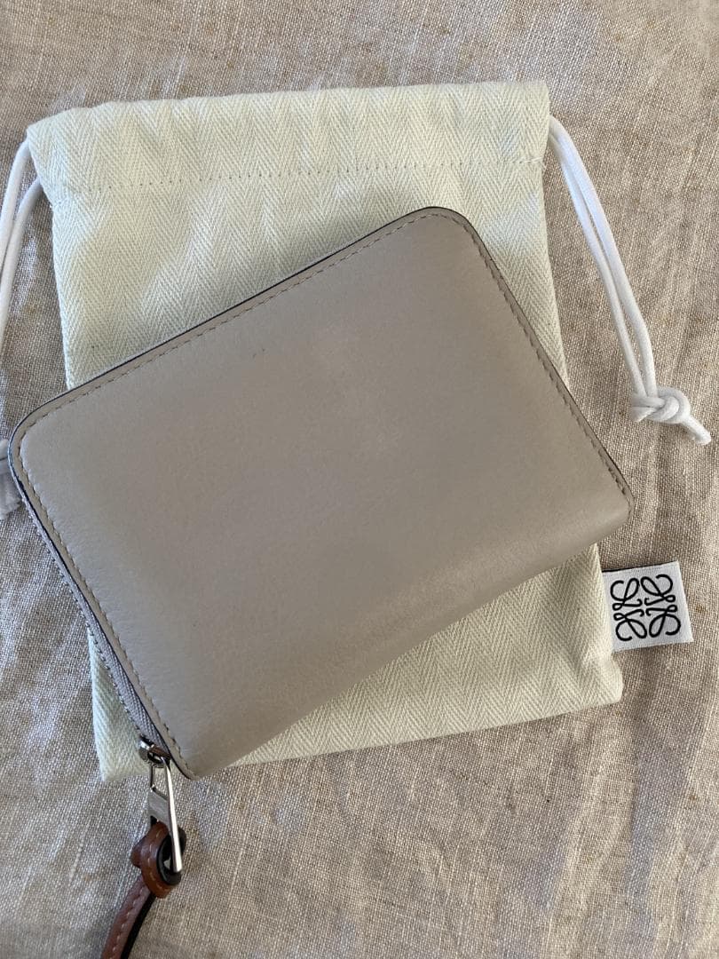 ꒰美品꒱ LOEWE／ロエベ／アナグラムコンパクトジップウォレット／ベージュ