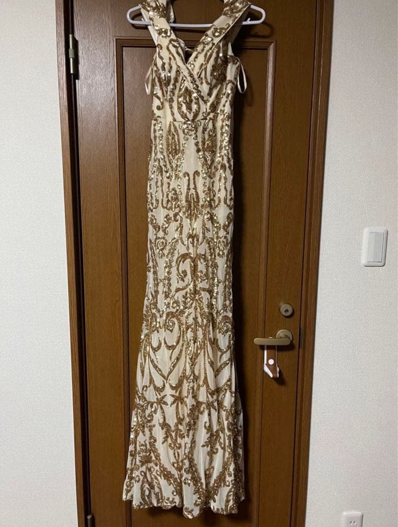 【完売商品】JEAN MACLEAN ロングドレス クリーム 色金色刺繍