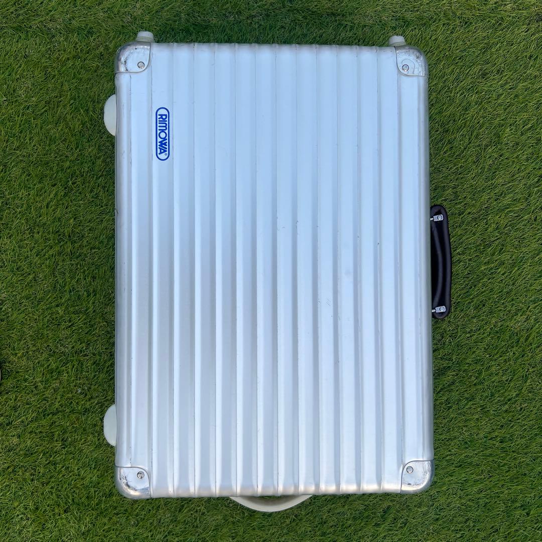 H*G様 廃盤 レア 二輪リモワクラシックフライト 機内持ち込みサイズ