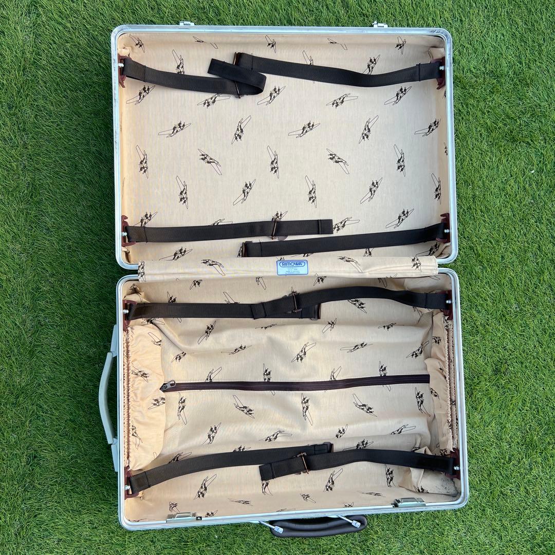 H*G様 廃盤 レア 二輪リモワクラシックフライト 機内持ち込みサイズ