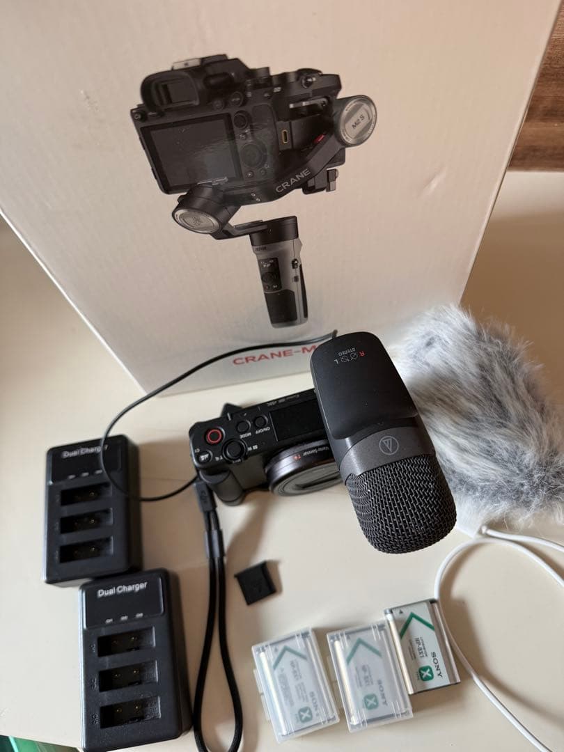 【ジンバル＆マイク付き】SONY VLOGCAM ZV-1 バッテリー×3