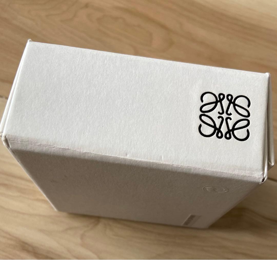 美品✨LOEWE アナグラム　ブローチ　ローズゴールド