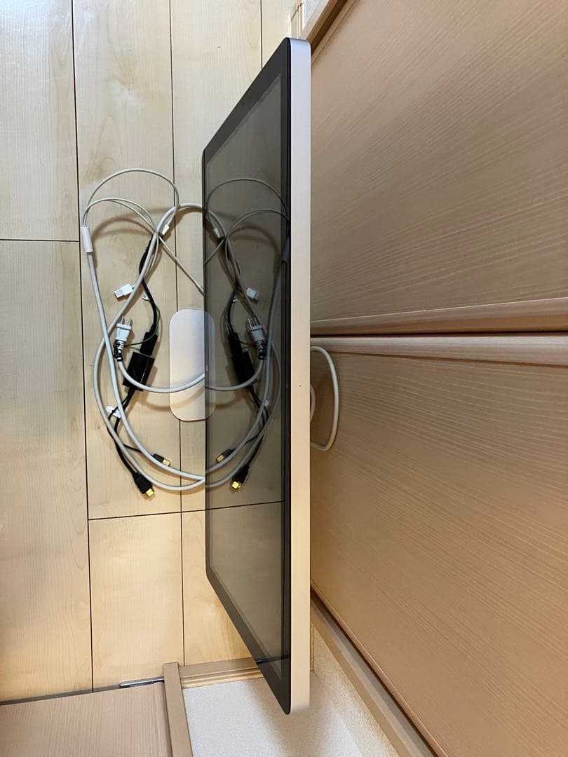 ディスプレイ・モニター本体 Apple LED Cinema Display A1316 MC007J/A