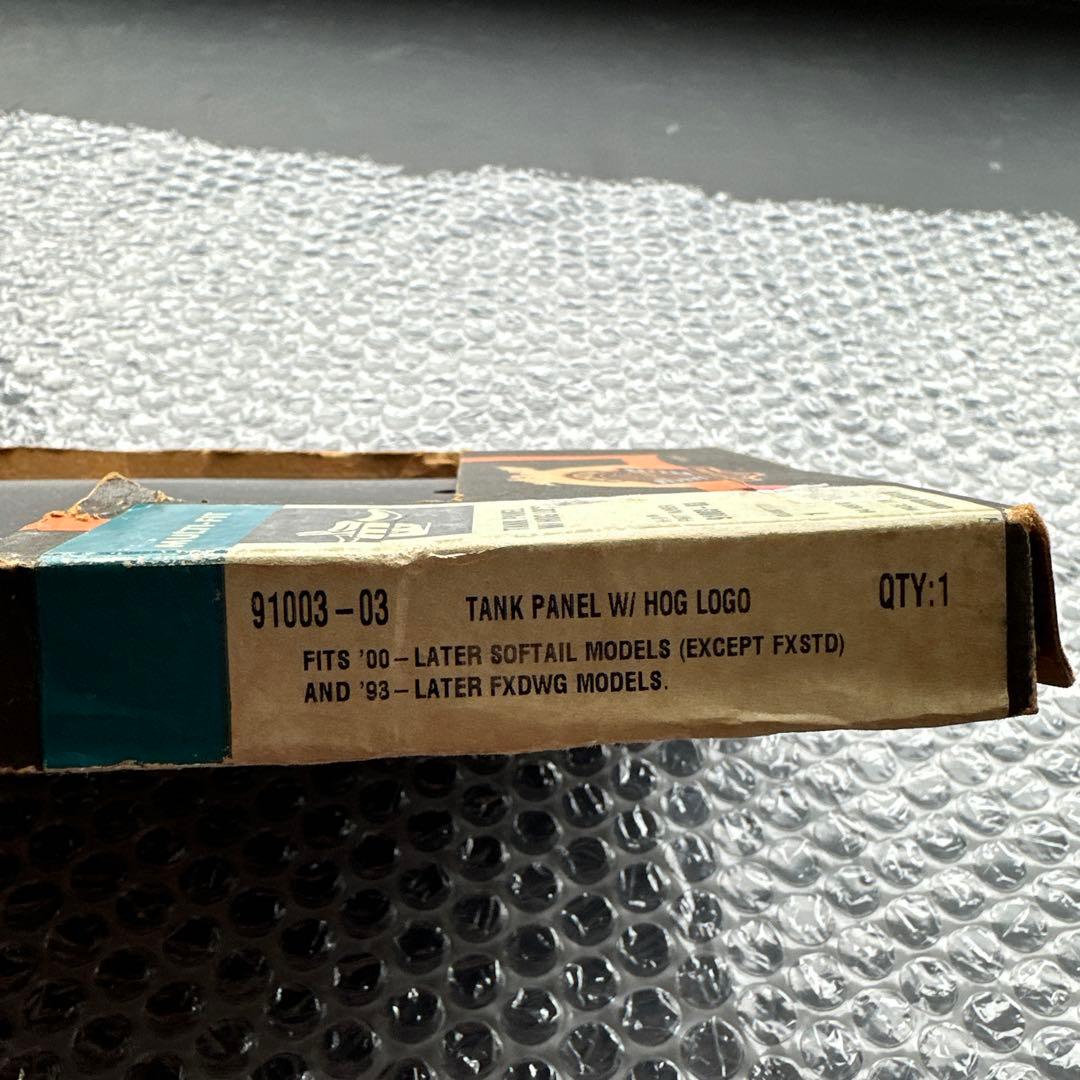 新品　ハーレー純正　タンクパネル　レザー　ソフテイル　ダイナ　ロゴ