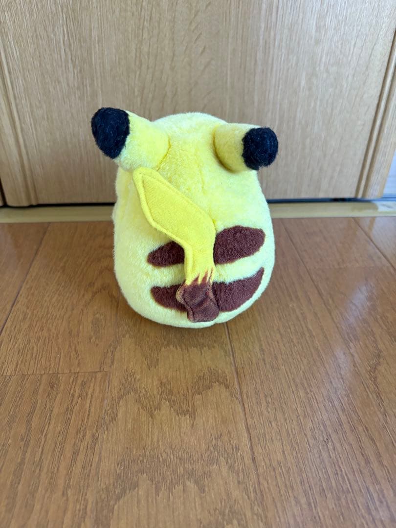 ふ*い様 【良顔】ポケモン ピカチュウ ぬいぐるみ 初期 初代 TOMY タカラ
