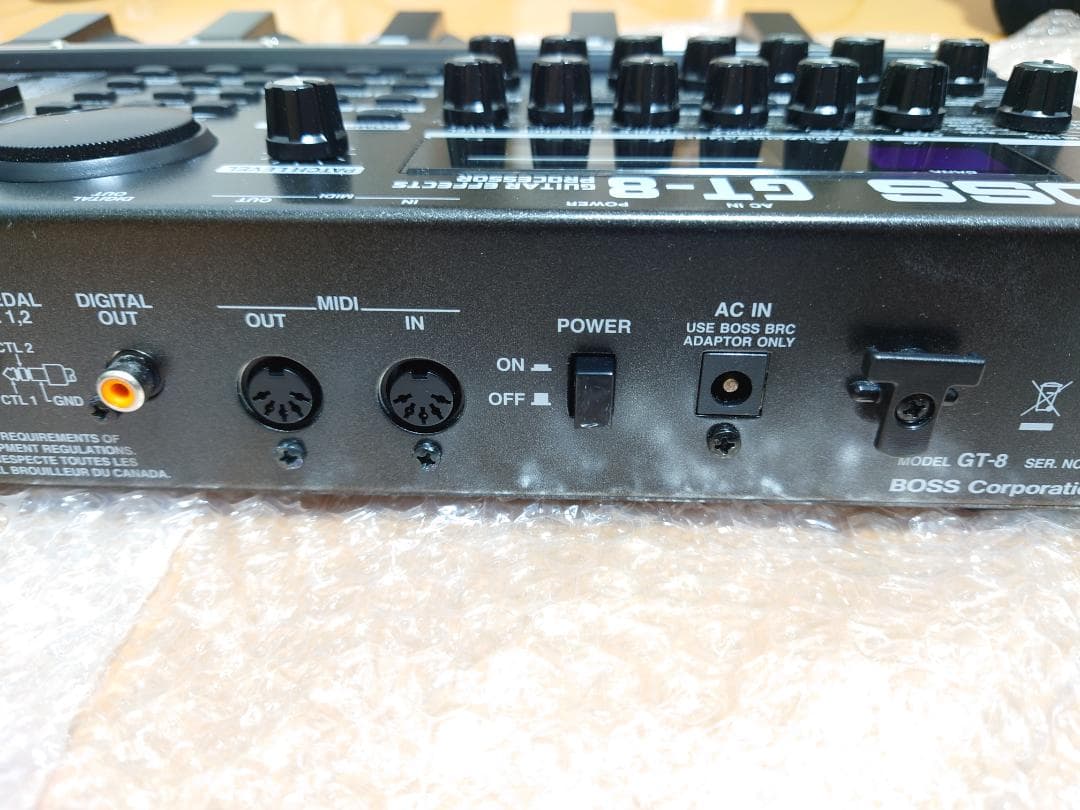 BOSS GT-8 （美品・KC製ソフトケース5000円相当付）動作確認済