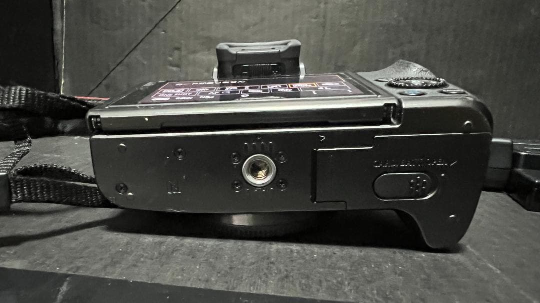 Canon EOS M5 ミラーレス一眼カメラ 中古