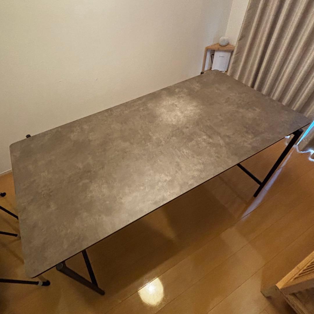 セラミックテーブル（モーダエンカーサ/ピパテーブル）