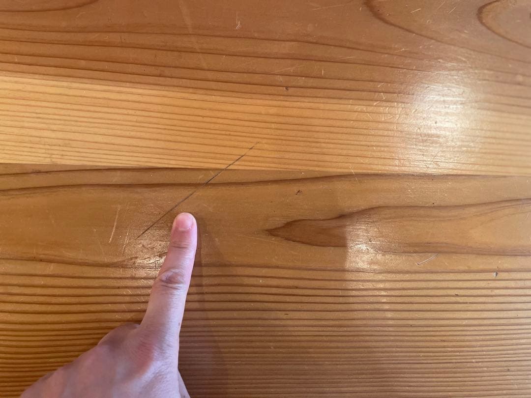 ダイニングテーブル　ログハウス風　天然木　　4人がけ　天板杉材　組み立て式