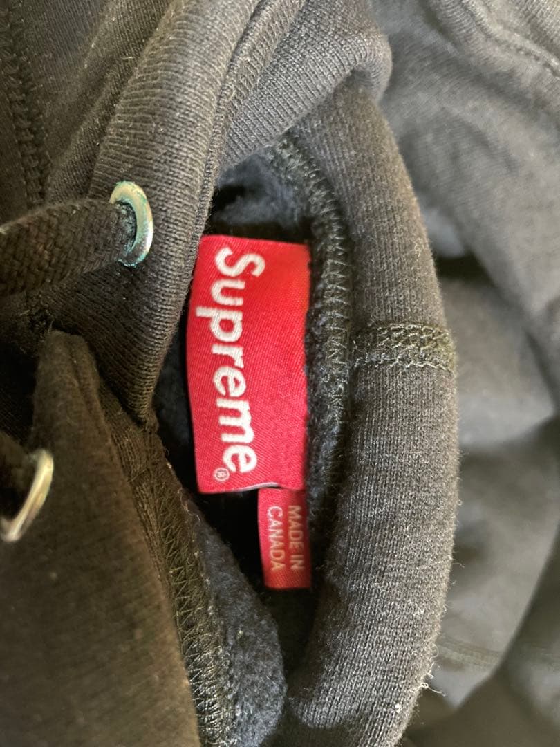 supreme シュプリーム ブラック フード付きパーカー