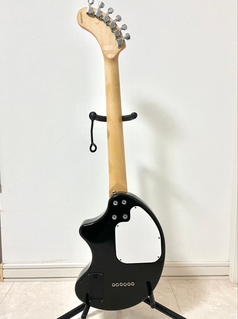 ZO-3【アンプ内蔵ミニエレキギター】ブラックカラー