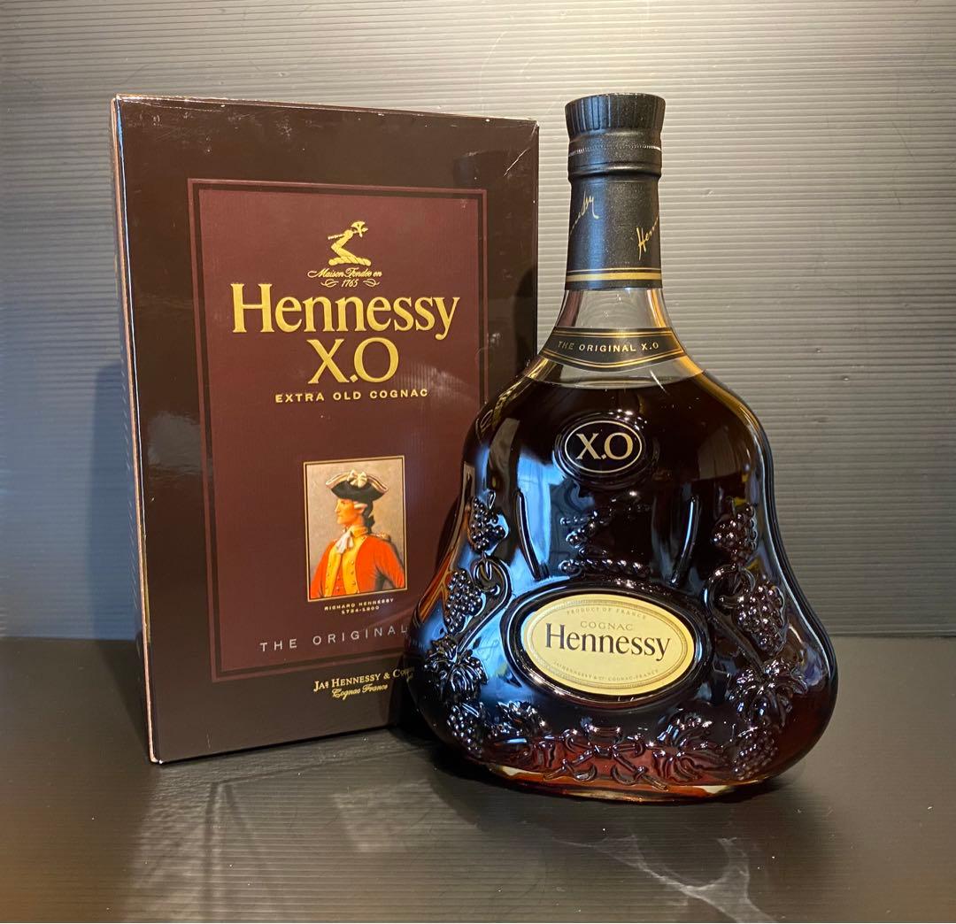 Hennessy XOコニャック700ml ＋クリスタルミニチュア付 2点セット