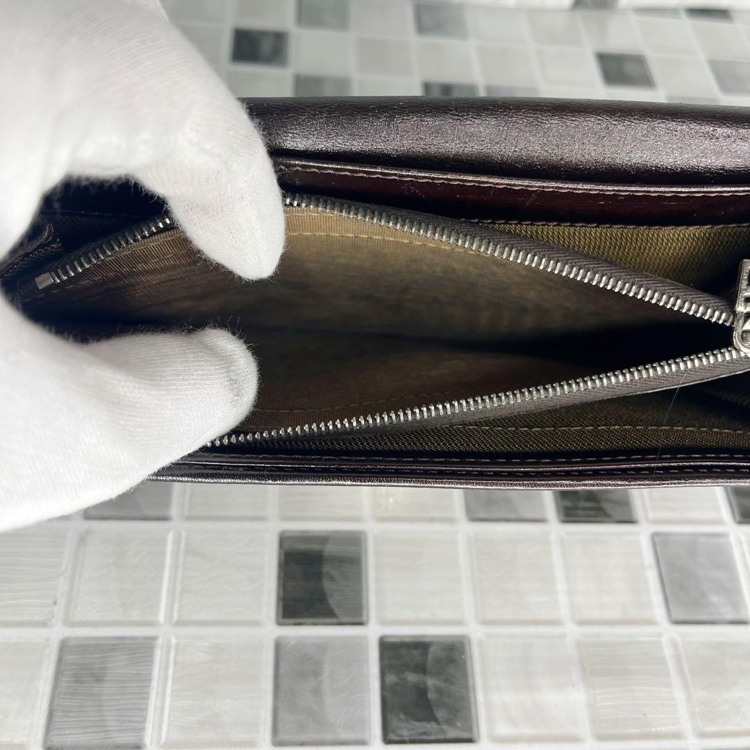 美品 FENDI フェンディ ズッカ柄 長財布 二つ折り財布