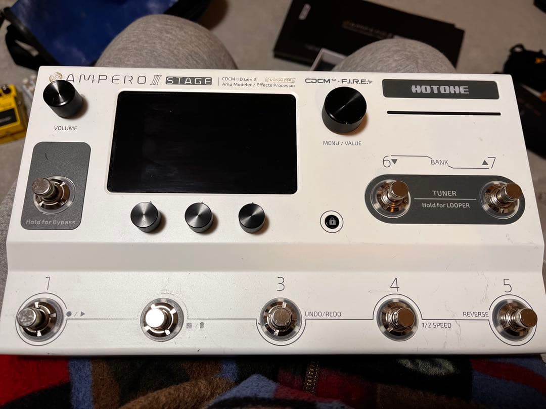 ギター HOTONE AMPERO II STAGE