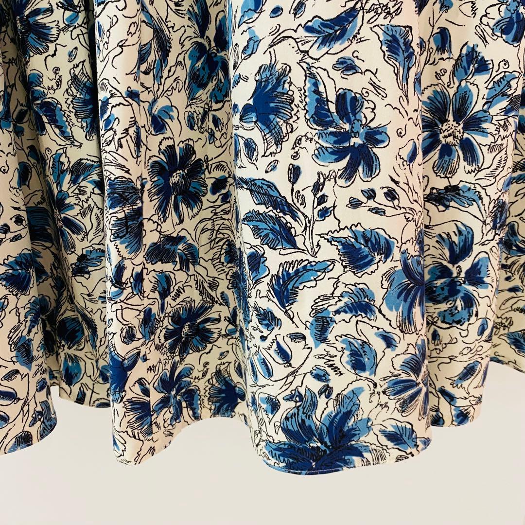 プラダ　フレアスカート　40 新品