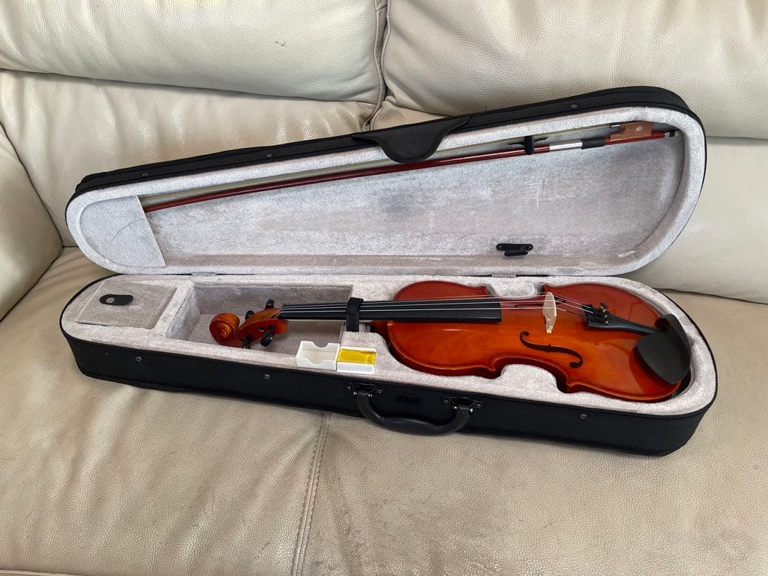 【バイオリンセット 4/4】ケース・弓・替え弦・松脂付き