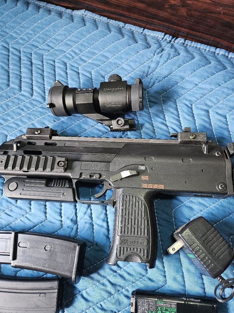 マルイ電動ガンmp7